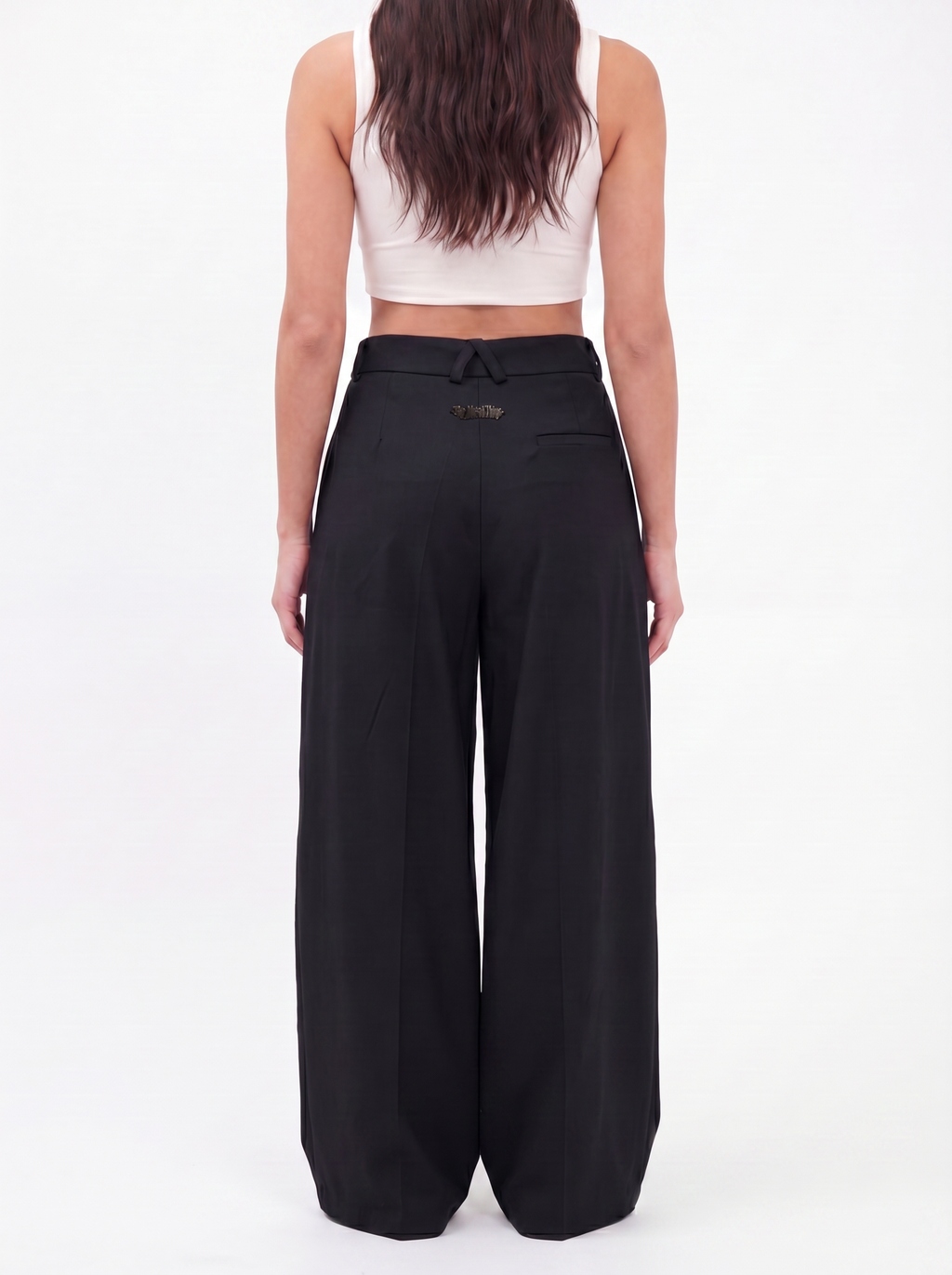 Pleated folded pants