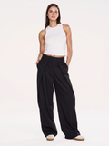 Pleated folded pants