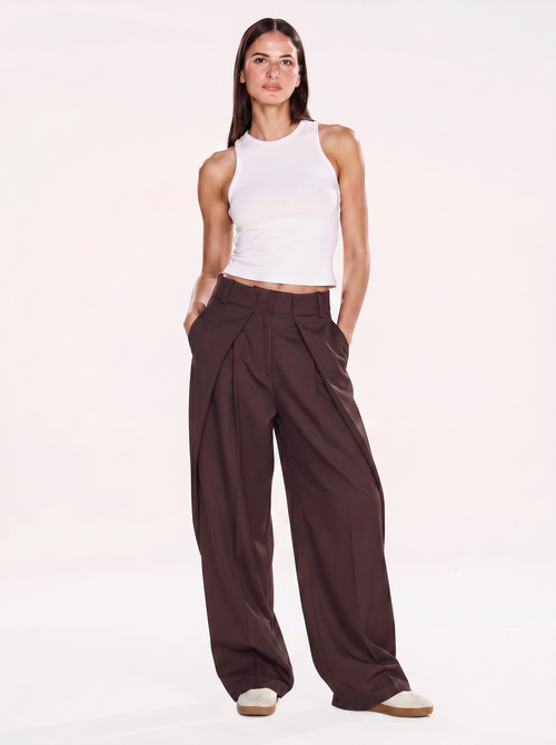 Pleated folded pants